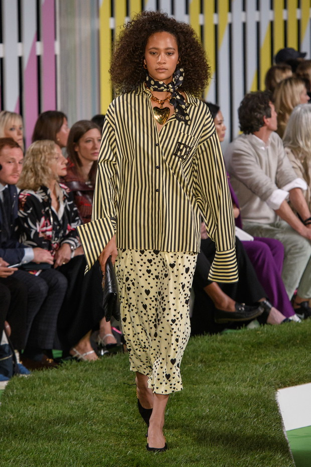 Pokaz Escada SS19