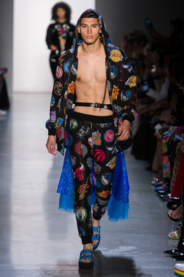 Pokaz Jeremy Scott SS19