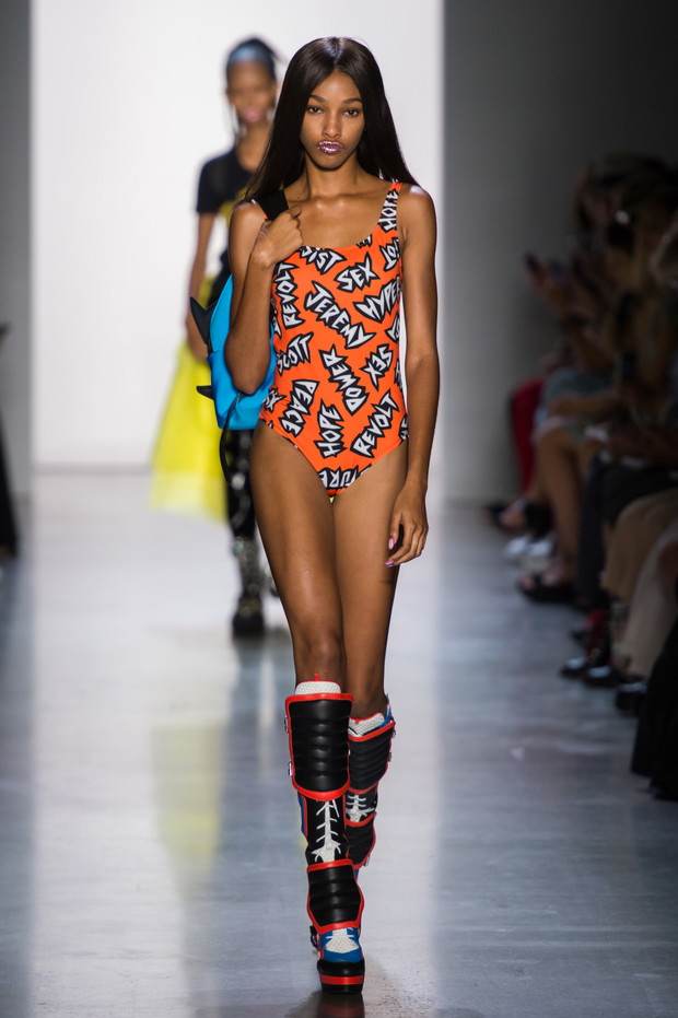 Pokaz Jeremy Scott SS19