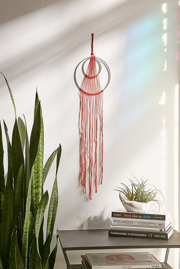 Łapacz snów, Urban Outfitters, 29 USD