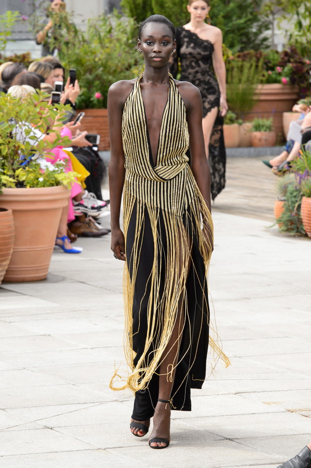 Pokaz Oscar de la Renta SS19