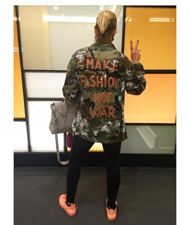 Kurtka khaki (Trendy z Instagramu 2016)