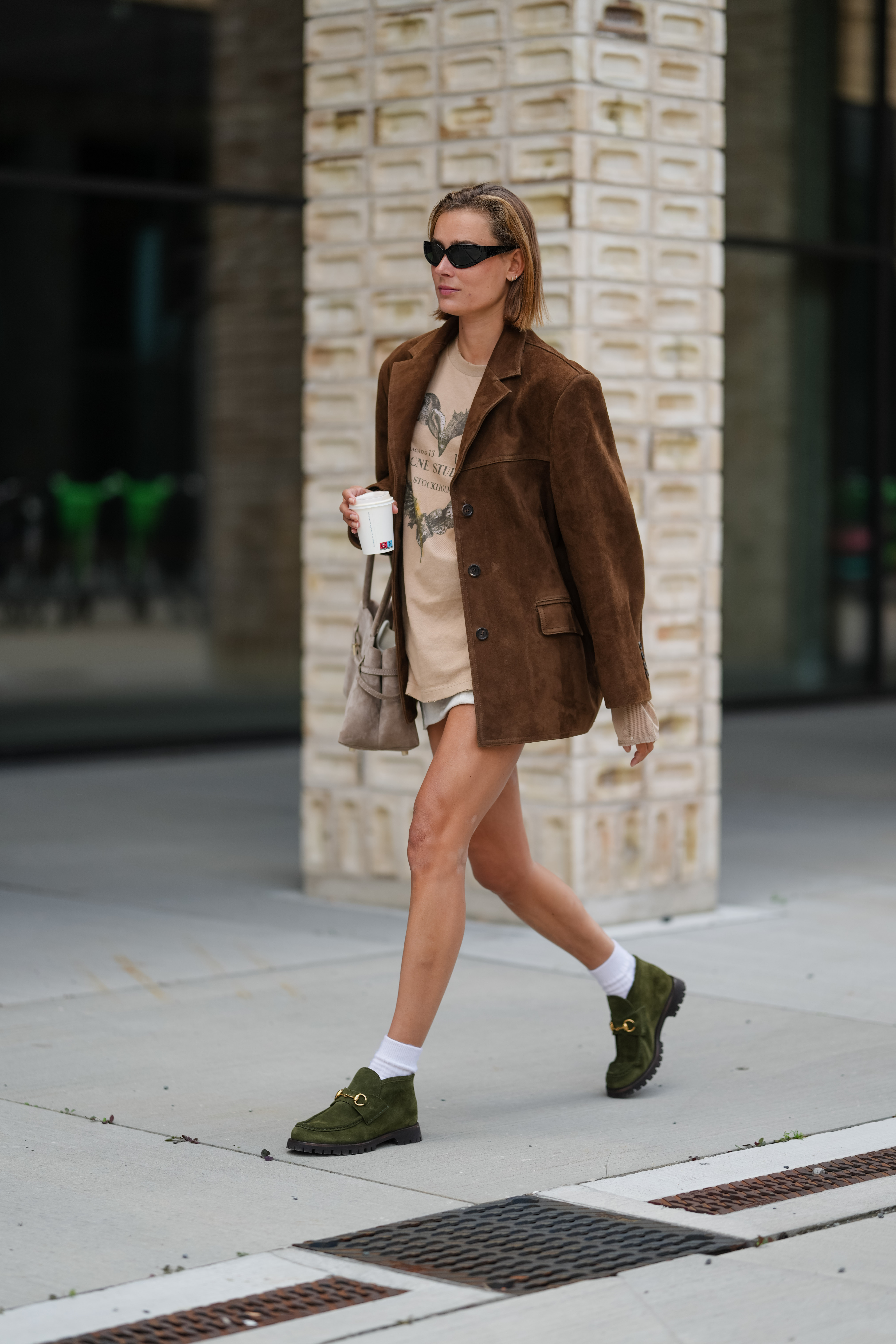 Chelsea boots deep olive – modne botki na jesień 2025