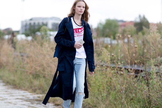 Street fashion: modelki off duty na Milan Fashion Week SS17
