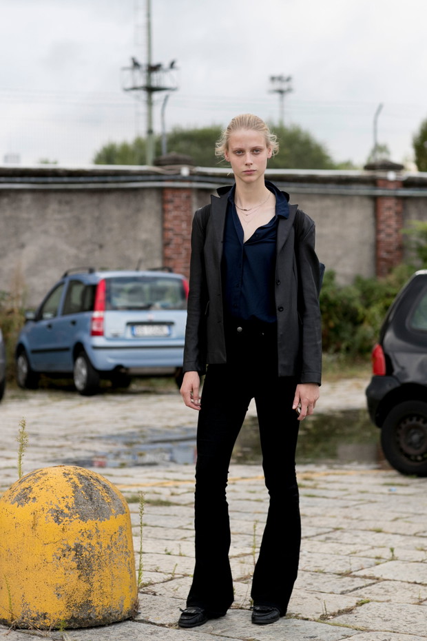 Street fashion: modelki off duty na Milan Fashion Week SS17