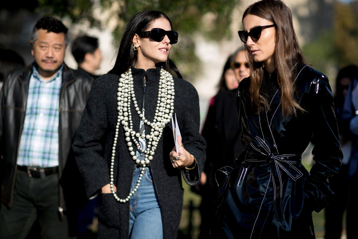 Street fashion: Paris Fashion Week wiosna-lato 2017
