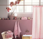 Łazienka w odcieniu millennial pink, H&M HOME