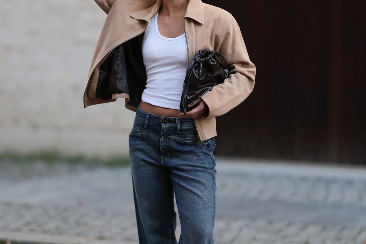 Cambio jeans – modne jeansy jesieni 2025 dla kobiet 40+