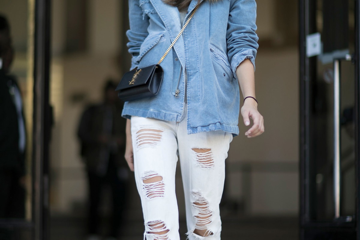 Street fashion: modelki off duty na Paris Fashion Week SS17