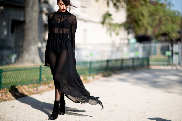 Street fashion: Paris Fashion Week wiosna-lato 2017