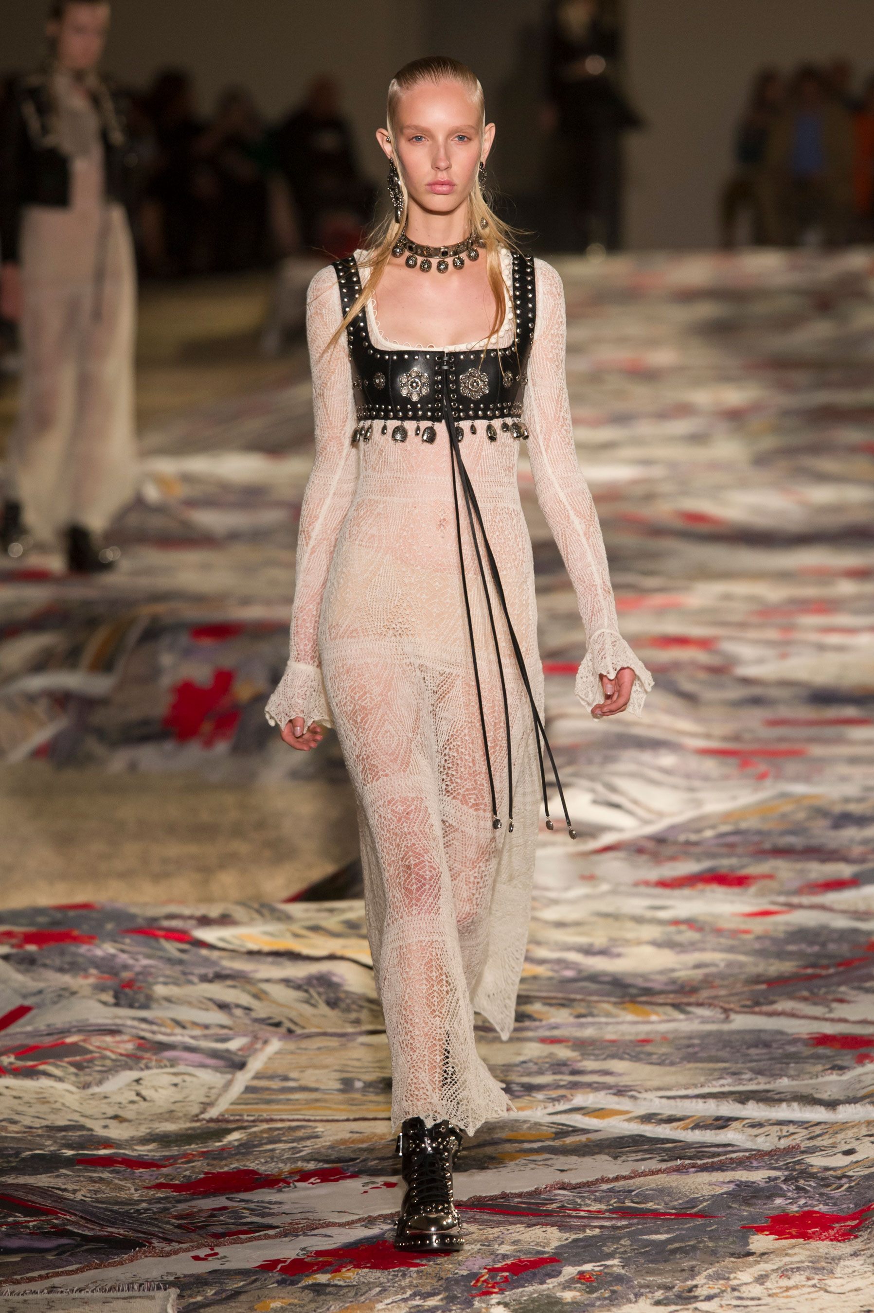 Alexander McQueen wiosna-lato 2017