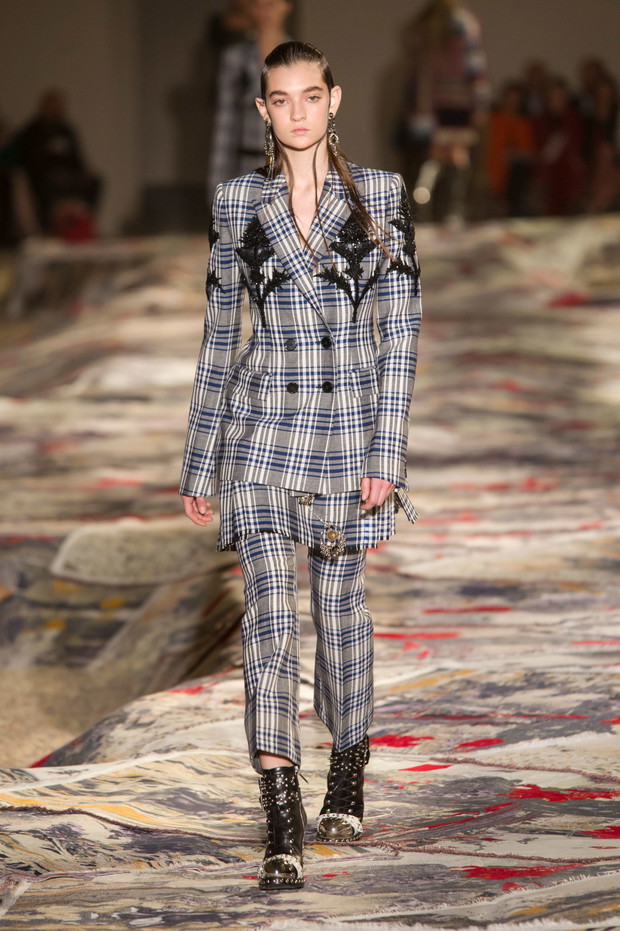 Alexander McQueen wiosna-lato 2017