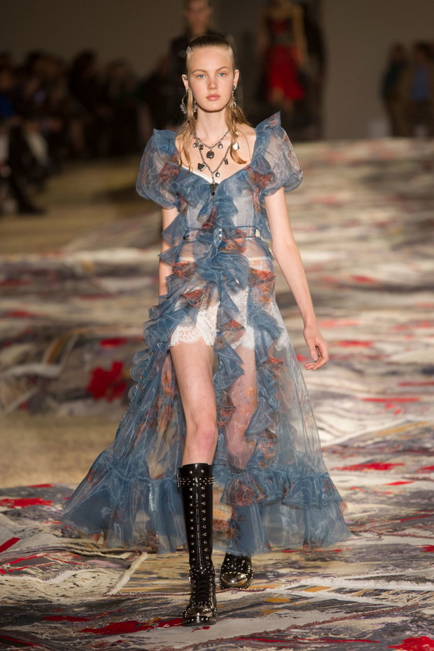 Alexander McQueen wiosna-lato 2017