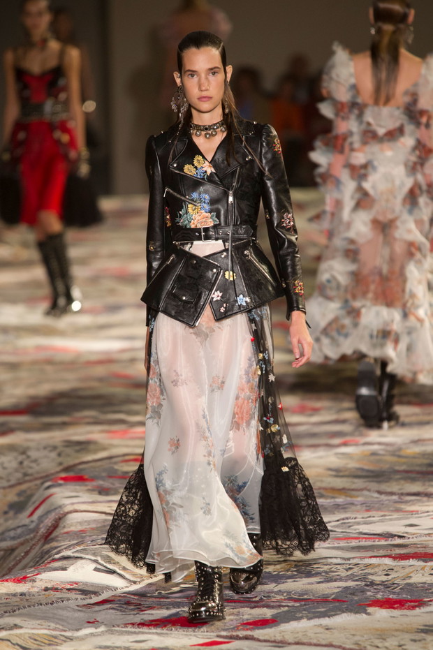 Alexander McQueen wiosna-lato 2017