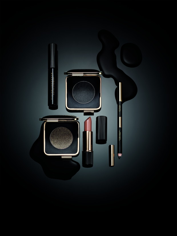 Cienie do powiek z kolekcji Victoria Beckham dla Estee Lauder.