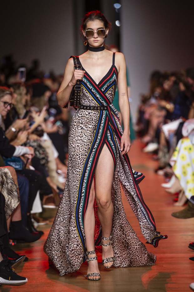 Pokaz Elie Saab SS19
