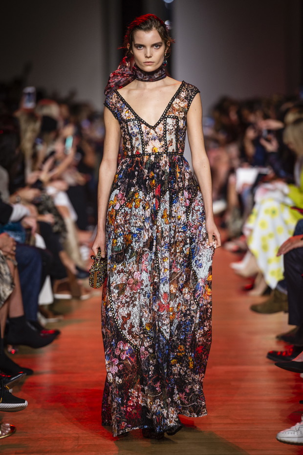 Pokaz Elie Saab SS19