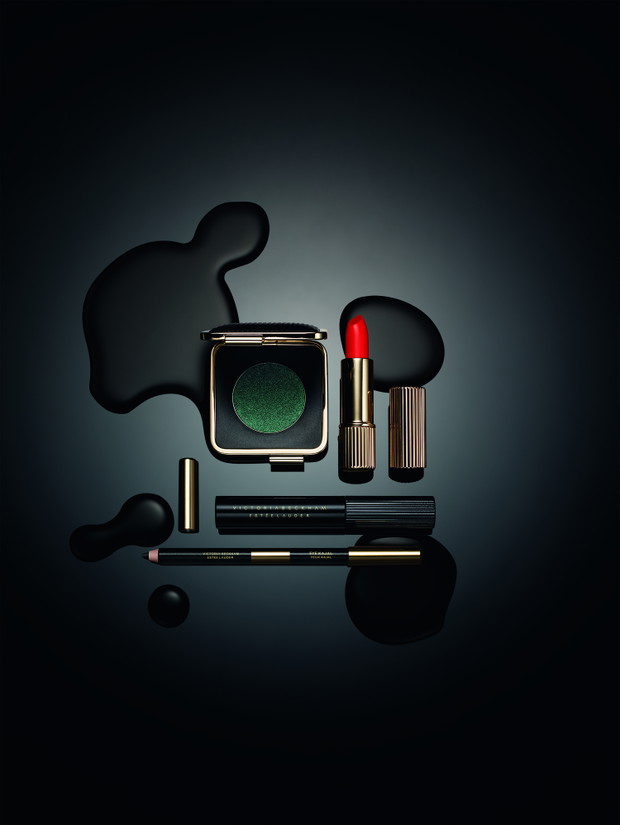 Szminka w kolorze Chilean Sunset z kolekcji Victoria Beckham dla Estee Lauder.