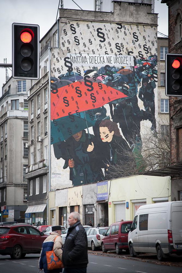 Mural Marty Frej ilustrujący Czarny Protest