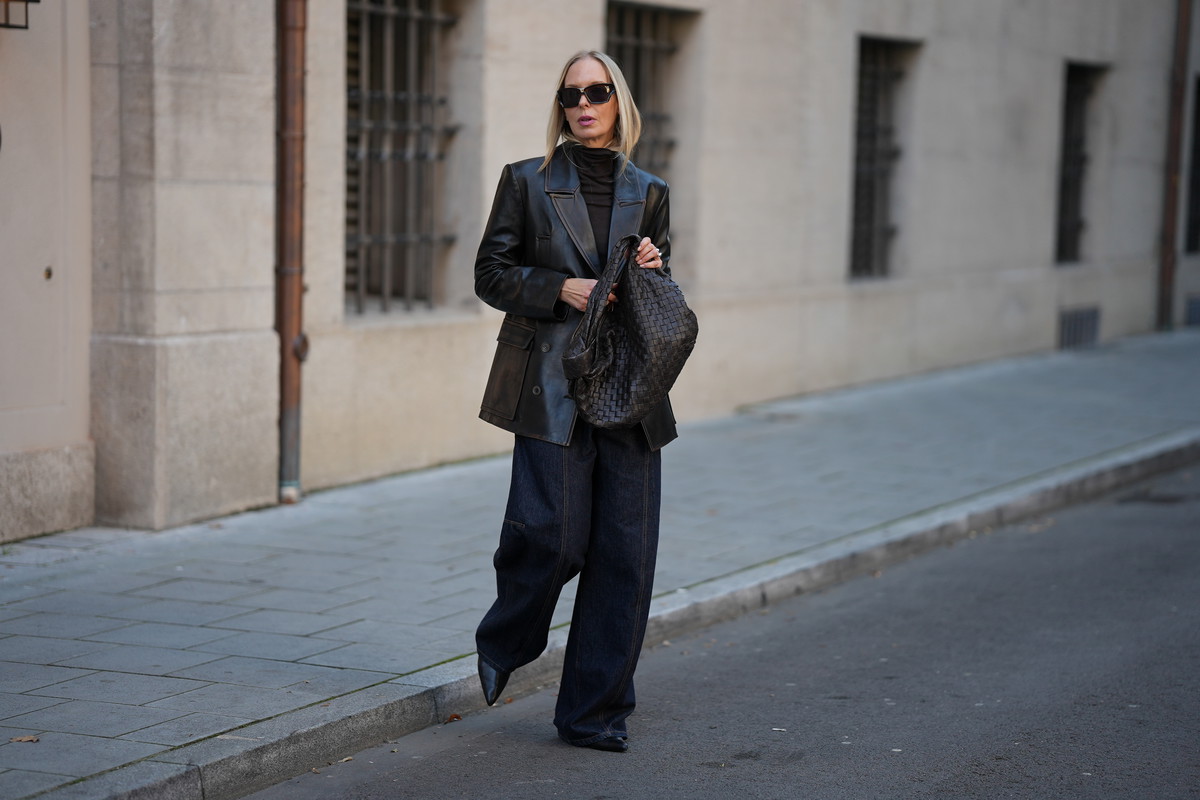 „Hourglass leather blazer” – skórzana marynarka it-girls na zimę 2025
