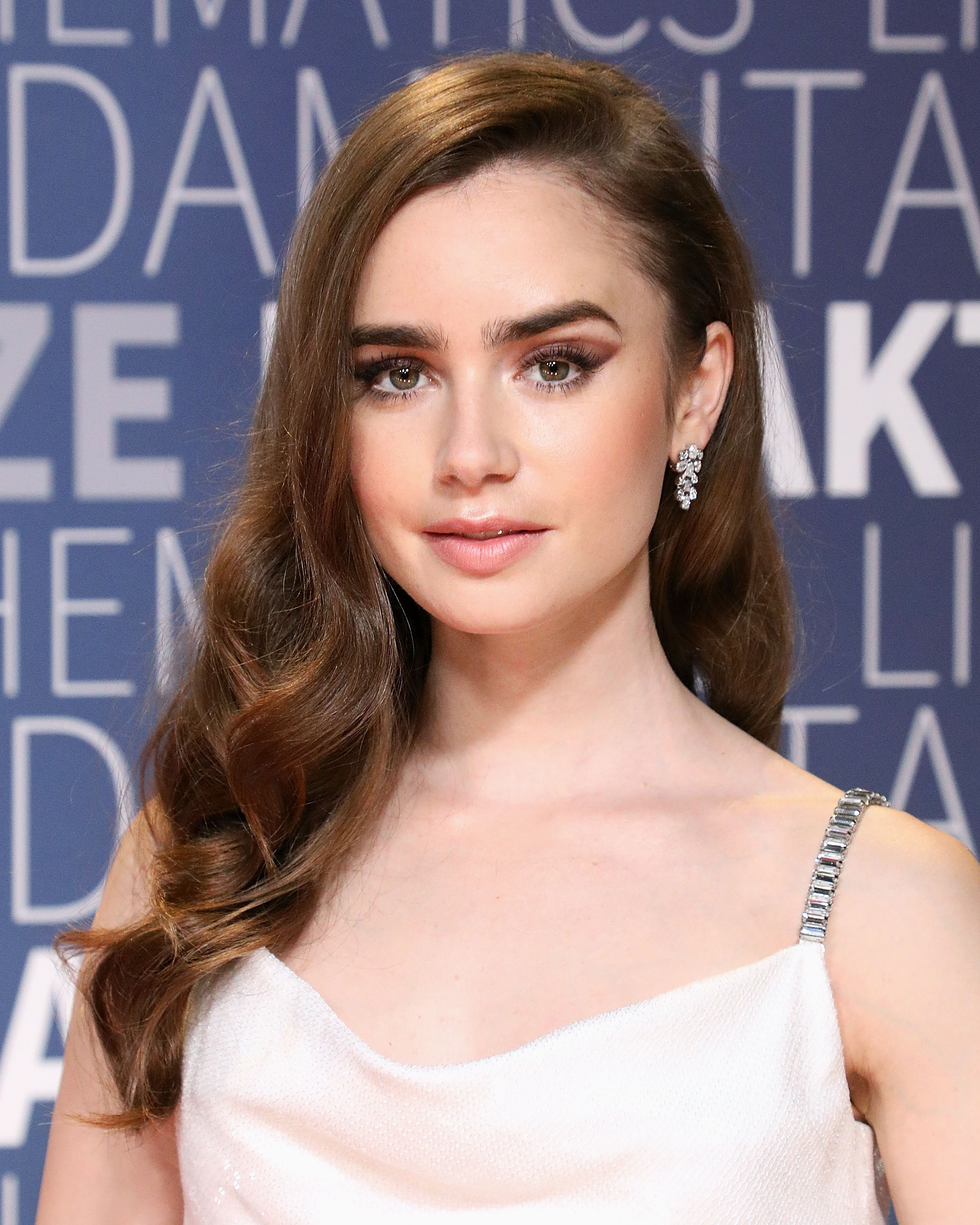 Lily Collins na gali 7th Annual Breakthrough Prize Ceremony, 4.11.2018.