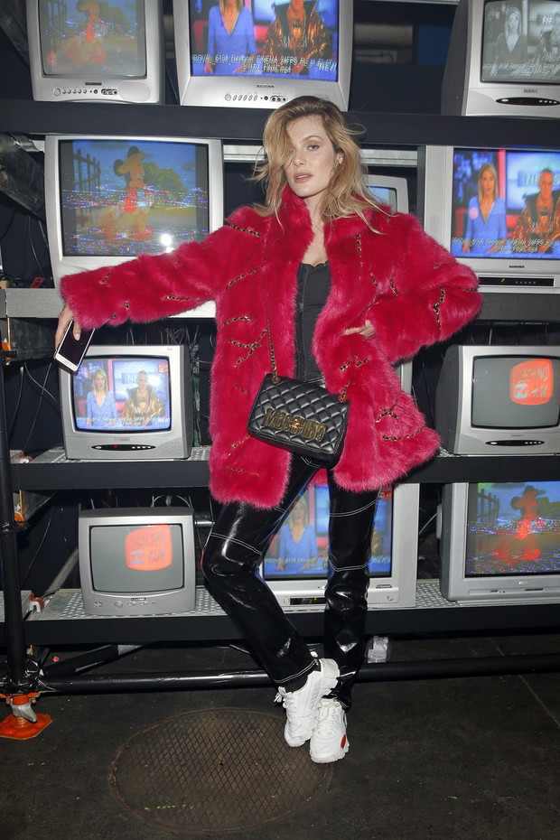 Szindy w kolekcji Moschino tv H&M