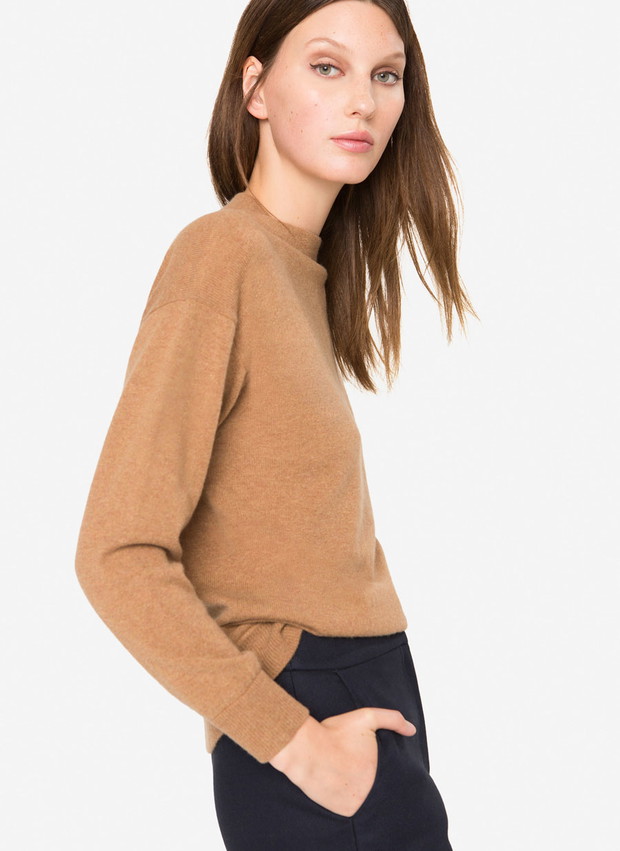 Black Friday: Uterqüe, kaszmirowy sweter, 716 zł z 895 zł