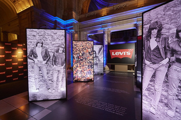 Oprócz wystawy, podczas eventu ogłoszony został nowy projekt marki Levi's, wspierający młodych i zdolnych muzyków.
