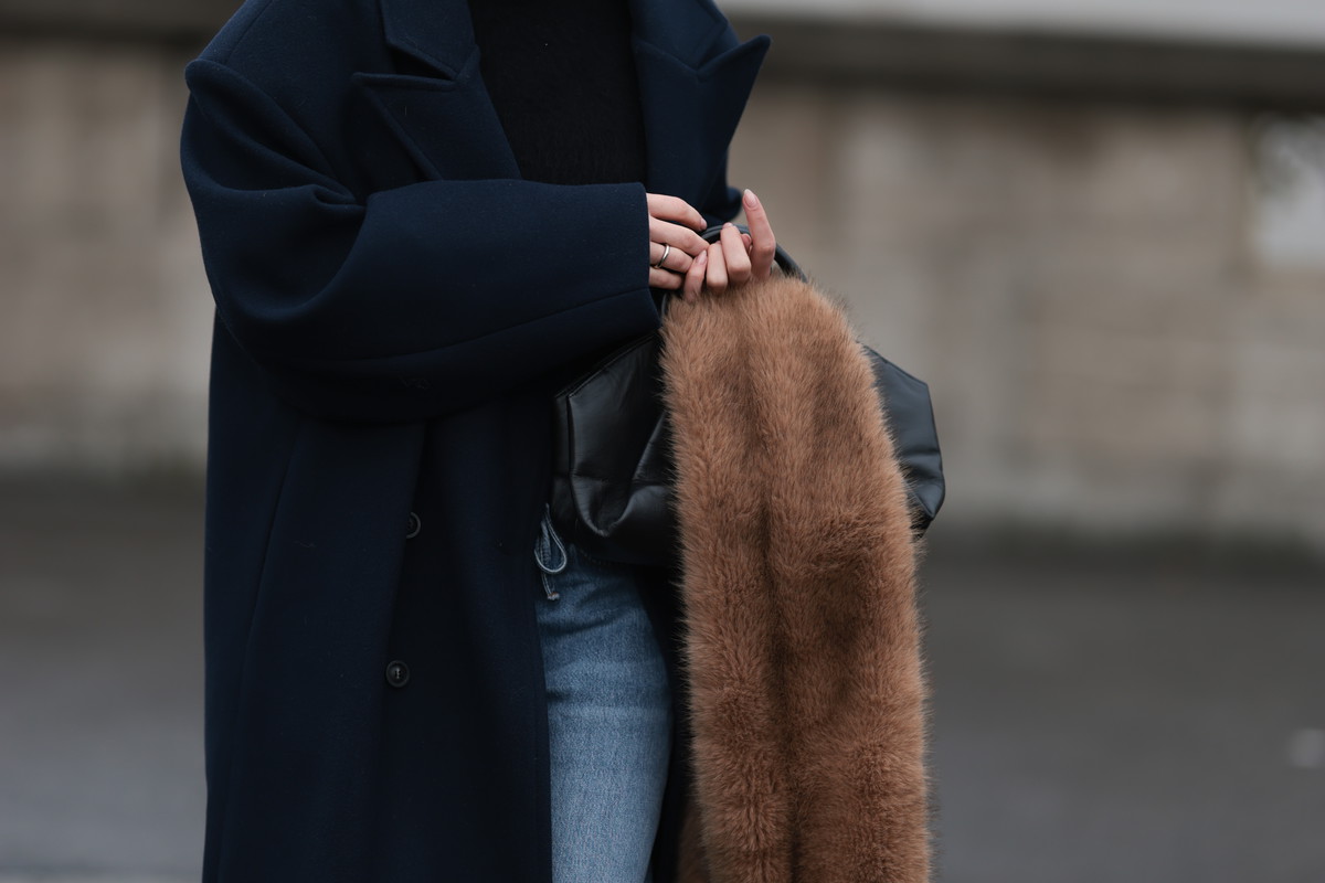 Snowy Turtleneck – minimalistyczny hit zimy 2025 w stylu Totême