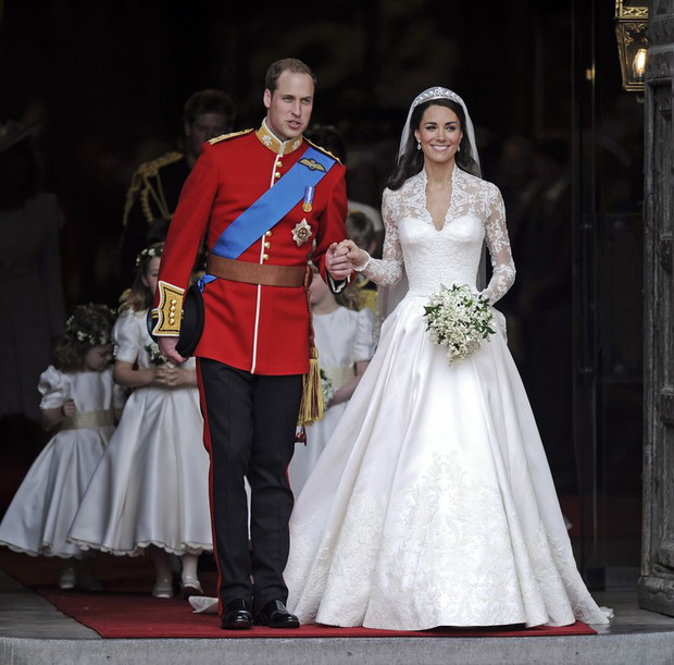 Słynne suknie ślubne gwiazd, Kate Middleton, 2011 rok