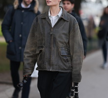 Retro Leather 2026. Znoszona skórzana kurtka w modzie