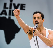 Rami Malek jako Freddie Mercury