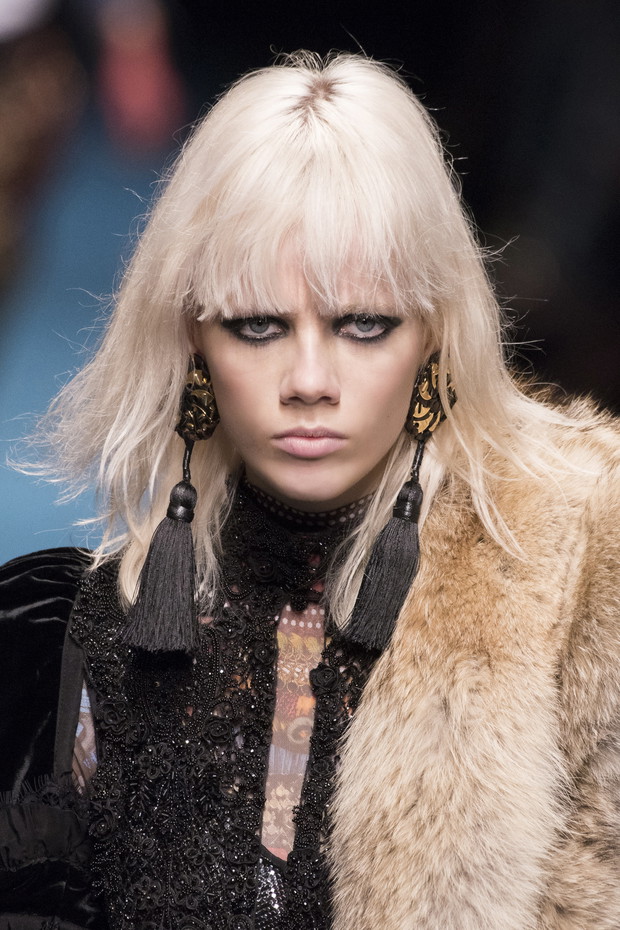 Krótkie fryzury blond, DSquared2