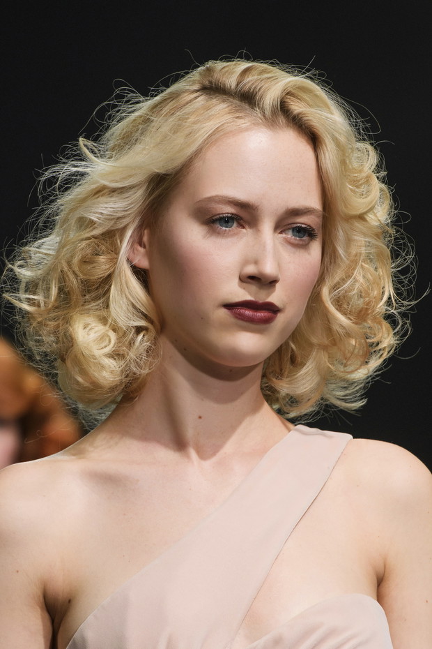 Krótkie fryzury blond, Georges Chakra