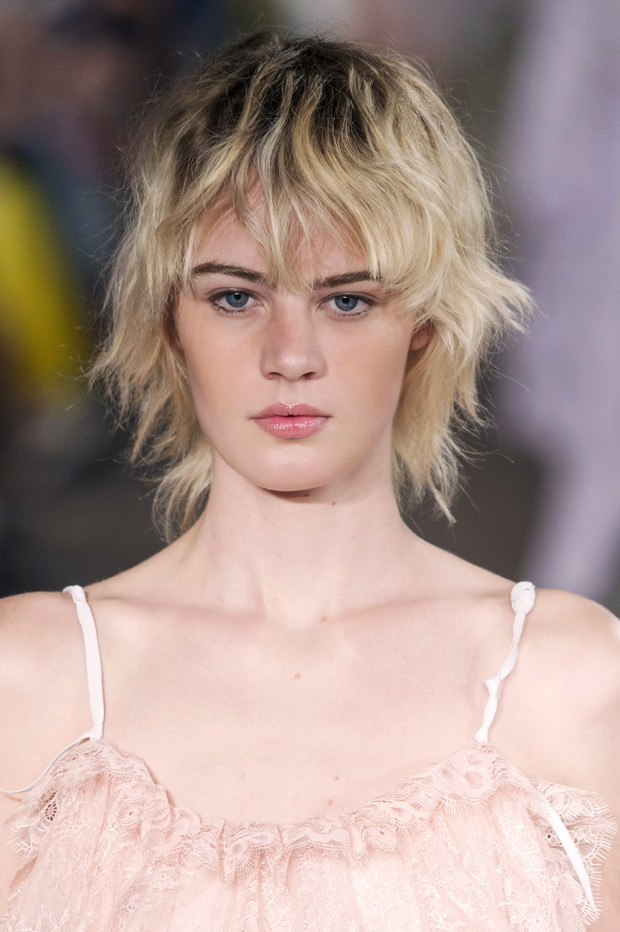 Krótkie fryzury blond, Philosophy