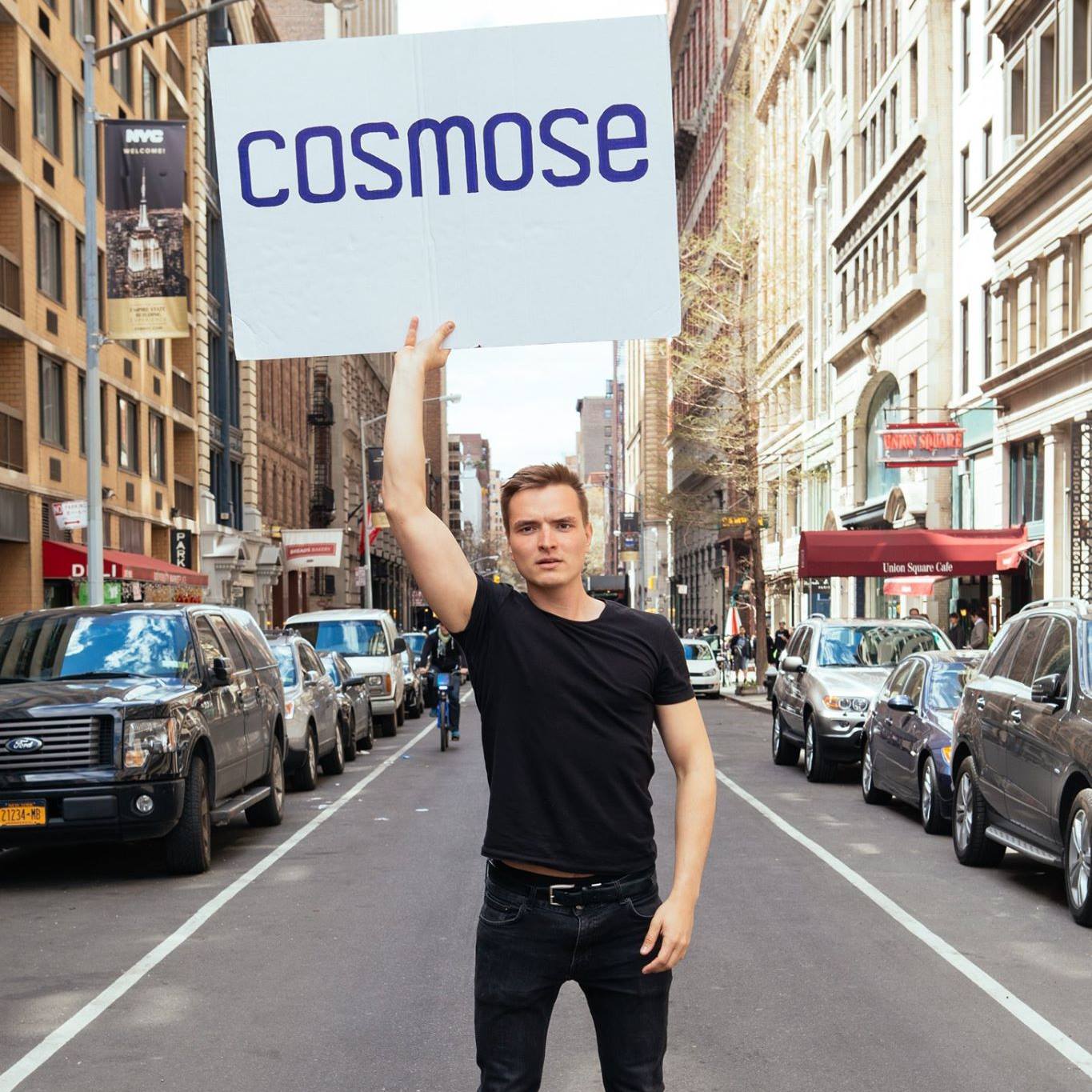 Miron Mironiuk - twórca aplikacji Cosmose, w którą zainwestował L'Oreal