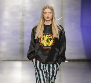Topshop Unique jesień-zima 2017/2018