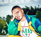 J Balvin w kampanii "GUESS Vibras"