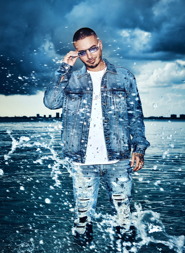 J Balvin w kampanii GUESS Vibras