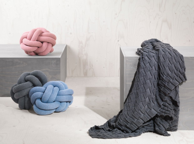 Poduszki Knot Cushion, Design House Stockholm, fot. mat. prasowe