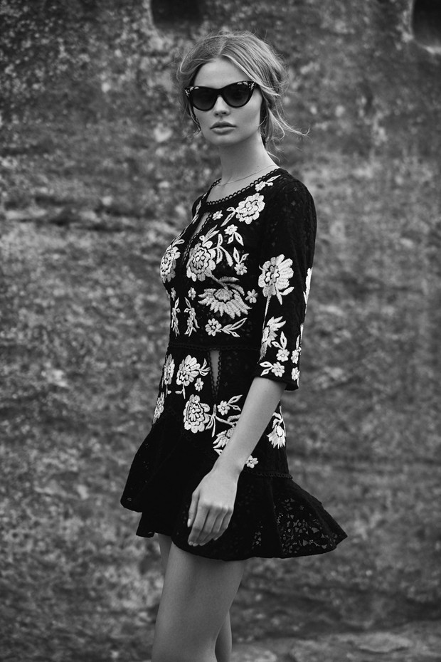 Magdalena Frąckowiak w lookbooku For Love & Lemons wiosna 2017