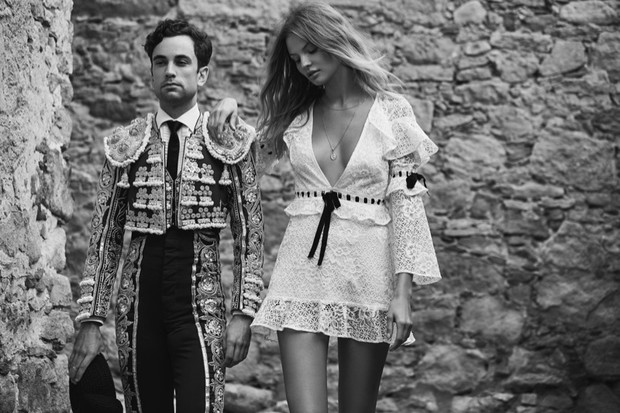 Magdalena Frąckowiak w lookbooku For Love & Lemons wiosna 2017
