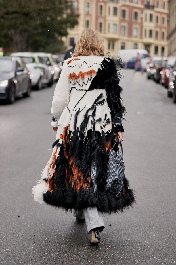 Street fasStreet style z Copenhagen Fashion Week AW19