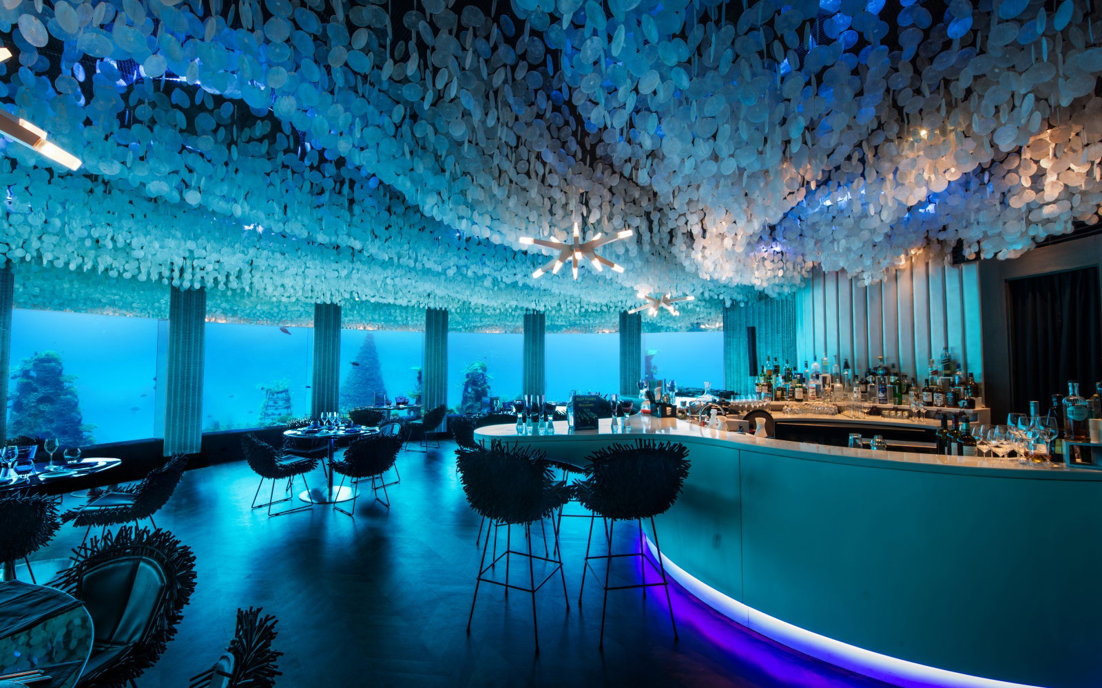 UNDER, podwodna restauracja