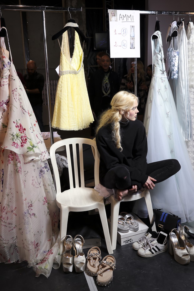 Moda wiosna-lato 2017: za kulisami tygodni mody
