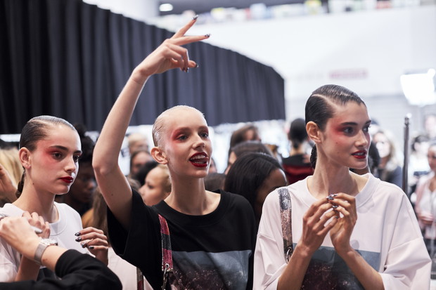 Moda wiosna-lato 2017: za kulisami tygodni mody