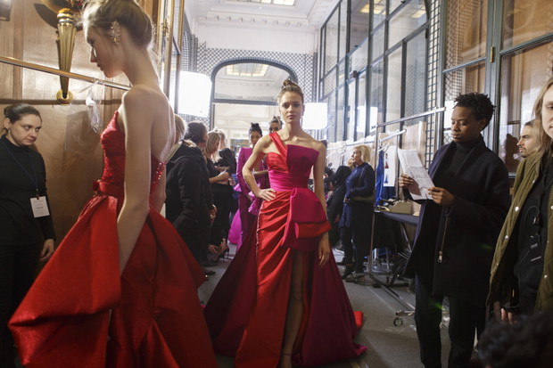 Moda wiosna-lato 2017: za kulisami tygodni mody