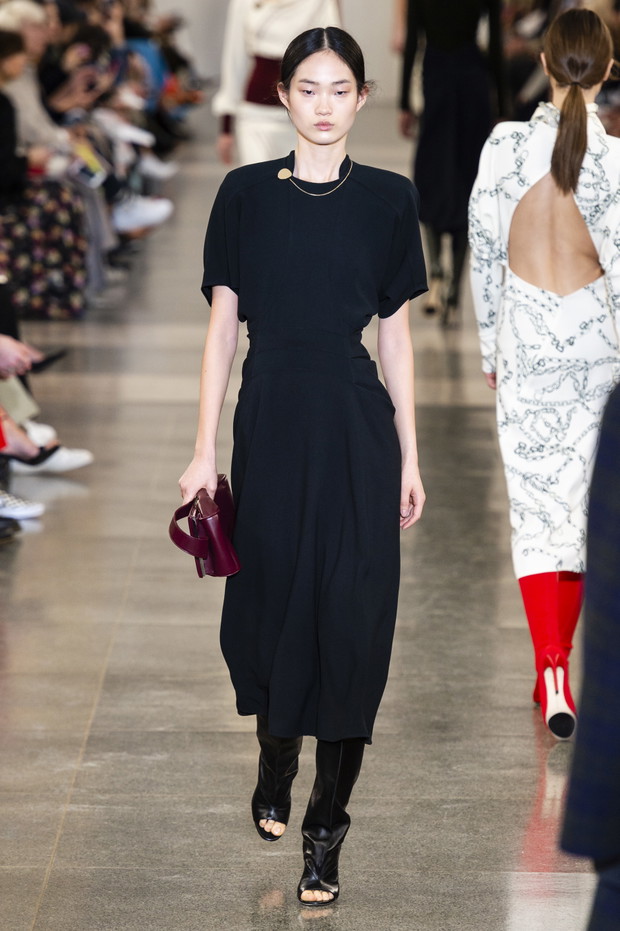 Pokaz Victoria Beckham AW19