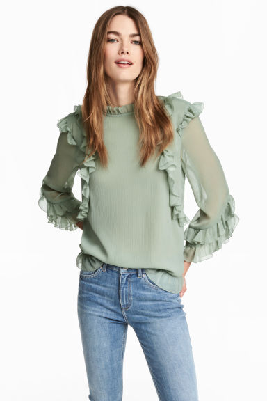 Romantyczne bluzki z falbankami, H&M, 129zł