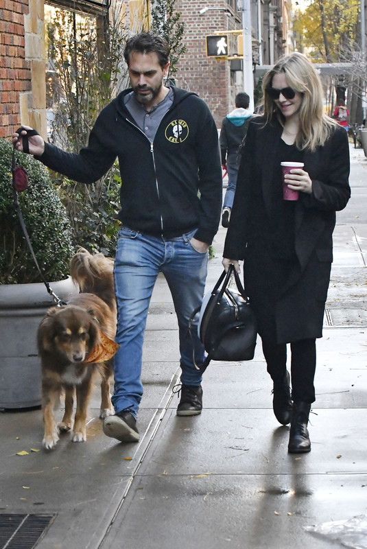 Amanda Seyfried i Thomas Sadoski, 2016 rok